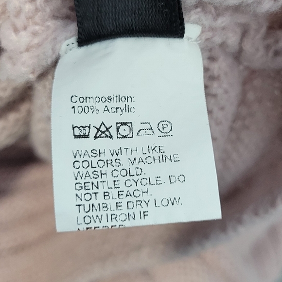 Shein Women's Pink Ribbed Sweater Size Medium - Picture 2 of 4